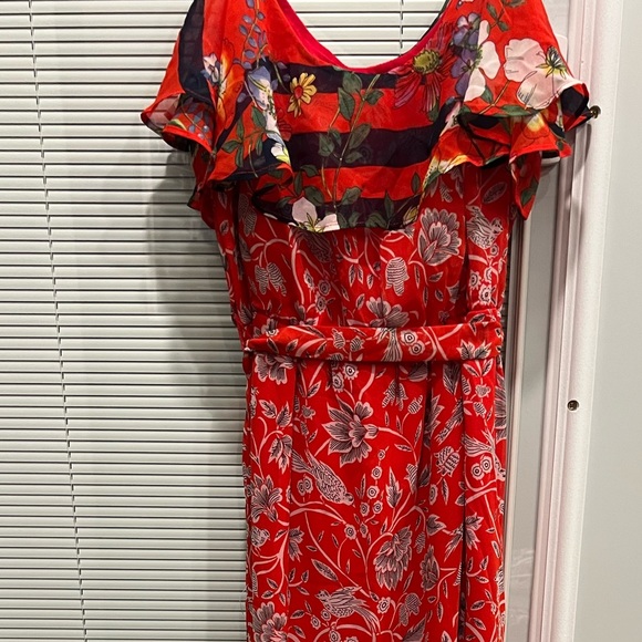 New Anthropologie red floral dress; One September brand “Zuri” Dress Size Medium - Picture 7 of 13